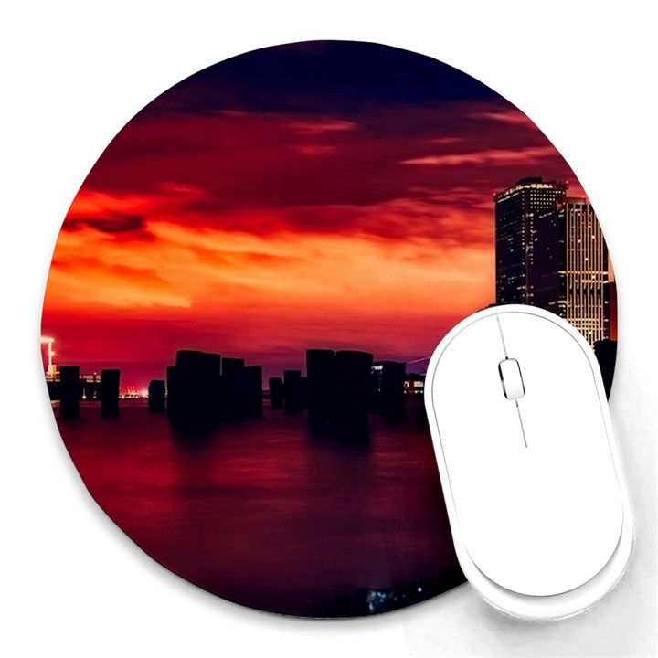 New York City Urban Skyline Harbor Bay Reflections Round Mousepad