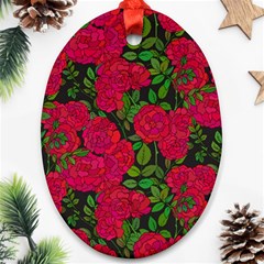 Seamless-pattern-with-colorful-bush-roses Ornament (oval)