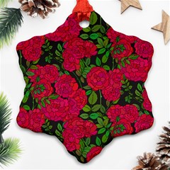 Seamless-pattern-with-colorful-bush-roses Ornament (snowflake)