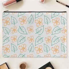 Hand-drawn-cute-flowers-with-leaves-pattern Cosmetic Bag (XXXL)