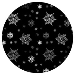 Christmas Snowflake Seamless Pattern With Tiled Falling Snow Round Trivet by Uceng