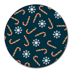 Christmas Seamless Pattern With Candies Snowflakes Round Mousepad by Uceng