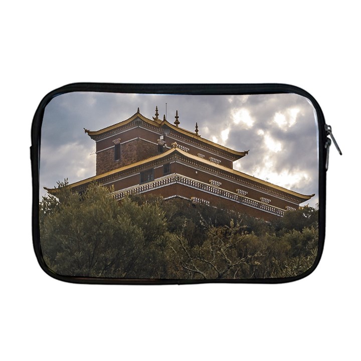 Buddhist Temple, Lavalleja, Uruguay Apple MacBook Pro 17  Zipper Case