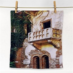 Juliet`s Windows   Face Towel by ConteMonfrey