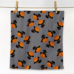 Pumpkin Heads With Hat Gray Face Towel by TetiBright