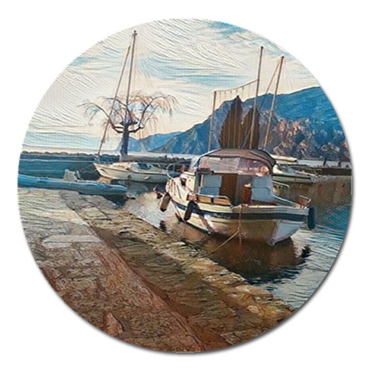 Boats on Gardasee, Italy. Magnet 5  (Round)