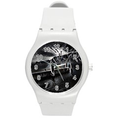 Smokey pier Round Plastic Sport Watch (M)