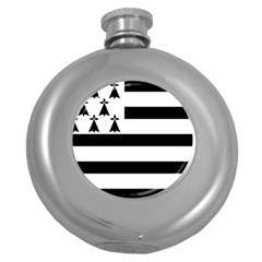 Brittany Flag Round Hip Flask (5 Oz) by tony4urban