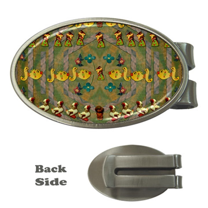 Fishes Admires All Freedom In The World And Feelings Of Security Money Clips (Oval) 