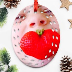 Strawberry Love Oval Filigree Ornament (two Sides)