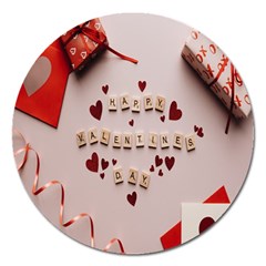 Valentine Gift Box Magnet 5  (round) by artworkshop