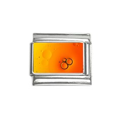 Wallpaper Liquid Bubbles Macro Orange Bright Italian Charm (9mm) by artworkshop