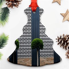 Exterior Building Pattern Ornament (christmas Tree) 