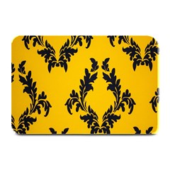 Yellow Regal Filagree Pattern Plate Mats by artworkshop