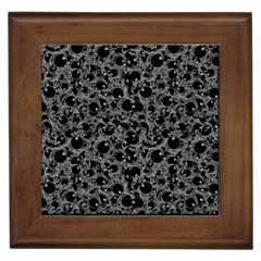 Black And Alien Drawing Motif Pattern Framed Tile