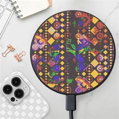 Background Graphic Wireless Fast Charger(black) by Ravend