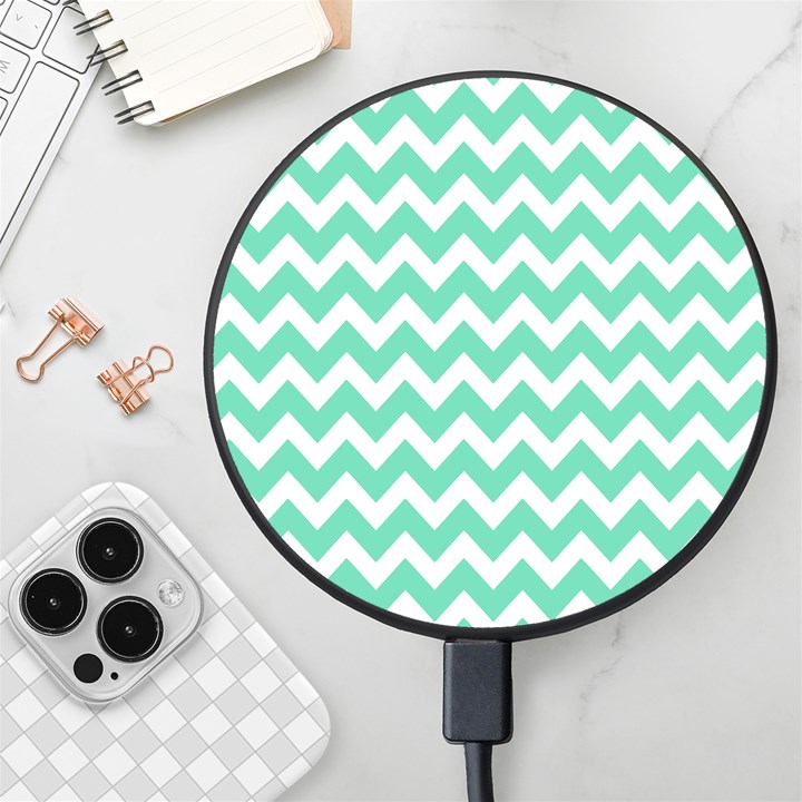 Chevron Pattern Gifts Wireless Fast Charger(Black)