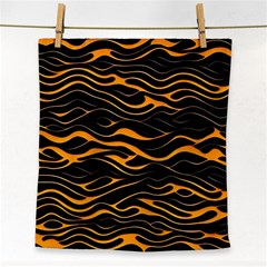 Waves Pattern Golden 3d Abstract Halftone Face Towel by Ravend