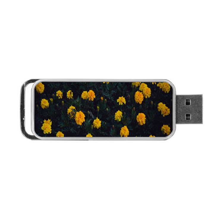 Bloomed Yellow Petaled Flower Plants Portable USB Flash (Two Sides)