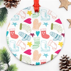 Cute Doodle Christmas Gloves And Stockings Seamless Pattern Round Ornament (two Sides)