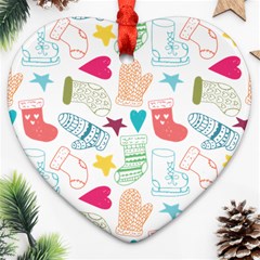 Cute Doodle Christmas Gloves And Stockings Seamless Pattern Heart Ornament (two Sides) by Jancukart