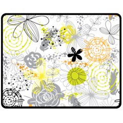 Doodle Flowers Hand Drawing Pattern Fleece Blanket (medium)