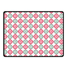 Elegant Pattern Fleece Blanket (Small)