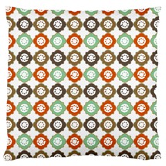 Quatrefoil Large Cushion Case (one Side) by GardenOfOphir