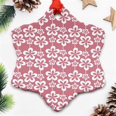 Pattern 107 Ornament (snowflake) by GardenOfOphir