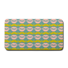 Pattern 176 Medium Bar Mat by GardenOfOphir