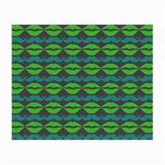 Pattern 179 Small Glasses Cloth (2 Sides) by GardenOfOphir