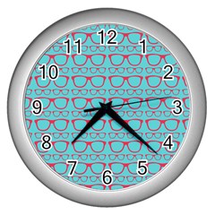 Pattern 195 Wall Clock (silver) by GardenOfOphir