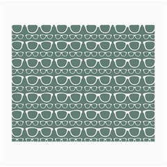 Pattern 202 Small Glasses Cloth by GardenOfOphir