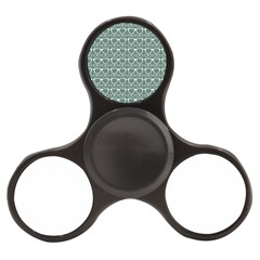 Pattern 202 Finger Spinner