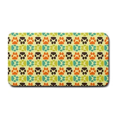 Pattern 220 Medium Bar Mat by GardenOfOphir