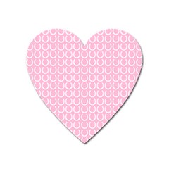 Pattern 239 Heart Magnet by GardenOfOphir