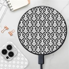 Pattern 246 Wireless Fast Charger(black)