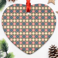 Pattern 258 Ornament (heart) by GardenOfOphir