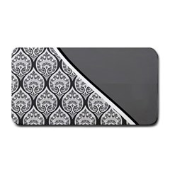 Pattern 287 Medium Bar Mat by GardenOfOphir