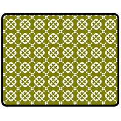 Pattern 297 Fleece Blanket (Medium)