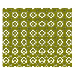 Pattern 297 Premium Plush Fleece Blanket (Small)