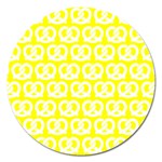 Yellow Pretzel Illustrations Pattern Magnet 5  (Round) Front