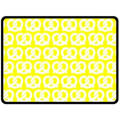 Yellow Pretzel Illustrations Pattern One Side Fleece Blanket (large)