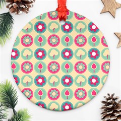 Chic Floral Pattern Ornament (round) by GardenOfOphir