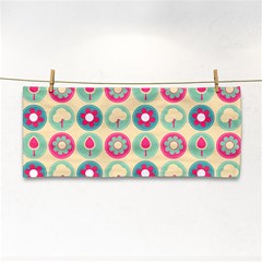 Chic Floral Pattern Hand Towel by GardenOfOphir