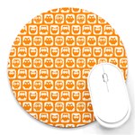 Yellow And White Owl Pattern Round Mousepad Front