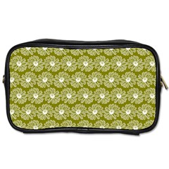 Gerbera Daisy Vector Tile Pattern Toiletries Bag (two Sides) by GardenOfOphir