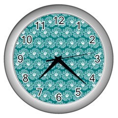 Gerbera Daisy Vector Tile Pattern Wall Clock (silver)