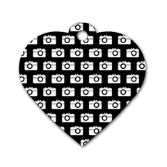 Modern Chic Vector Camera Illustration Pattern Dog Tag Heart (one Side) by GardenOfOphir