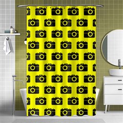 Modern Chic Vector Camera Illustration Pattern Shower Curtain 48  X 72  (small)  by GardenOfOphir